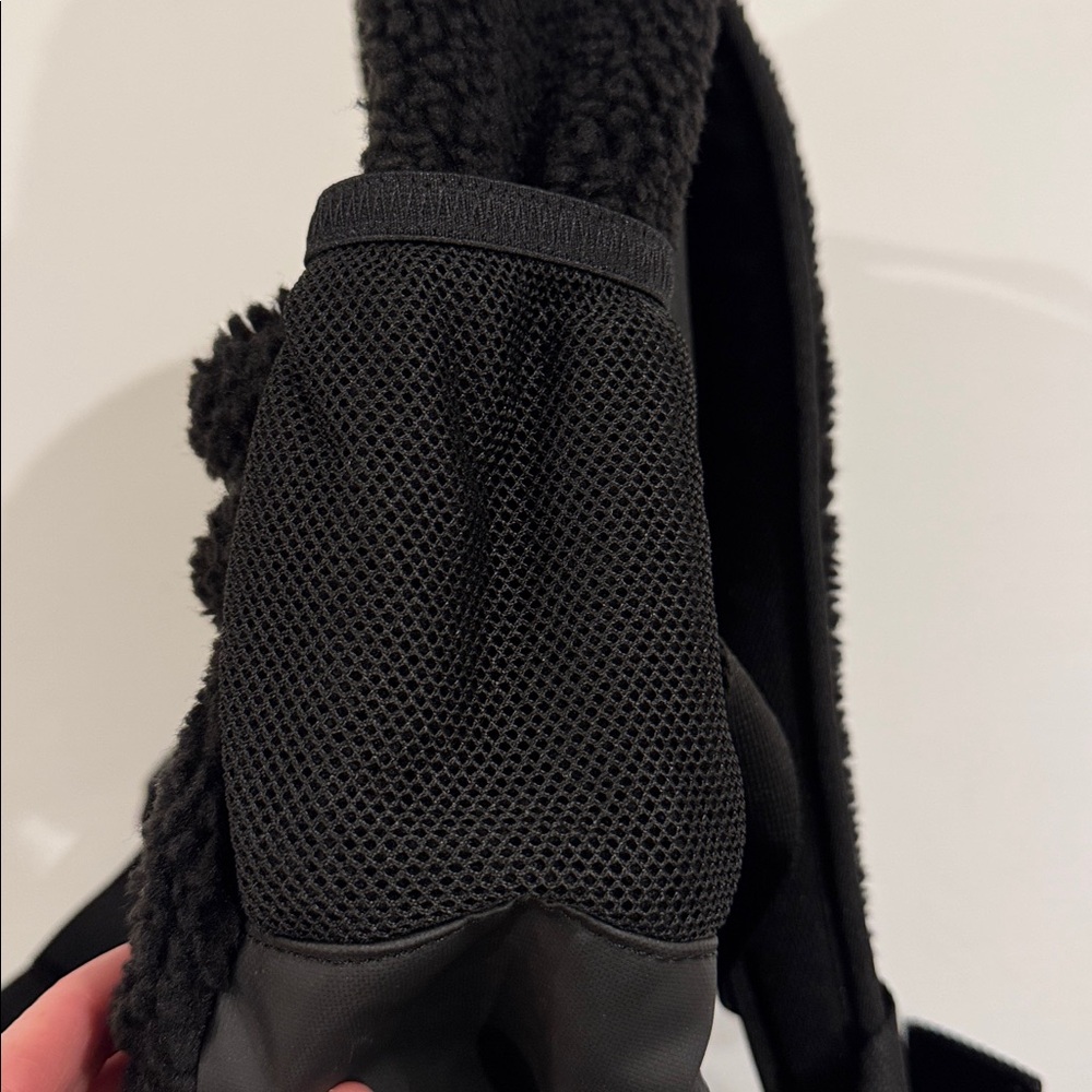 Nike Black and Gray Fleece Backpack New!! - Picture 5 of 7